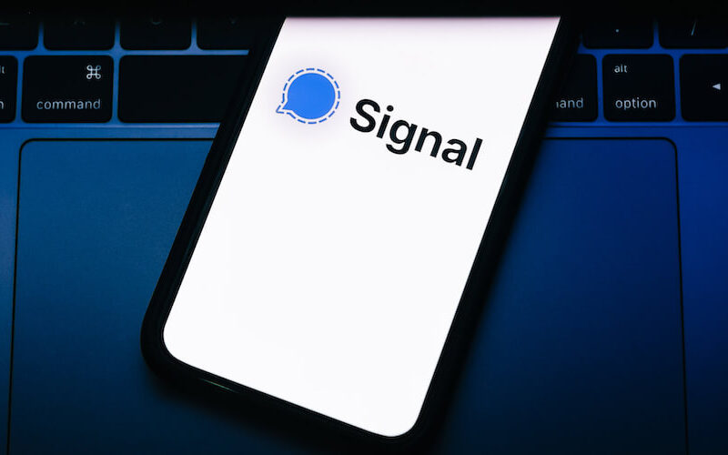 Signal Deploys Countermeasure to Shield Messages from Windows Recall